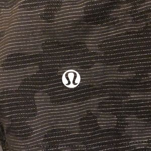 lululemon athletica Tops - Lululemon black camo with gold SS top, sz 4, 71039 lululemon athletica Tops - Lululemon black camo with gold SS top, sz 4, 71039